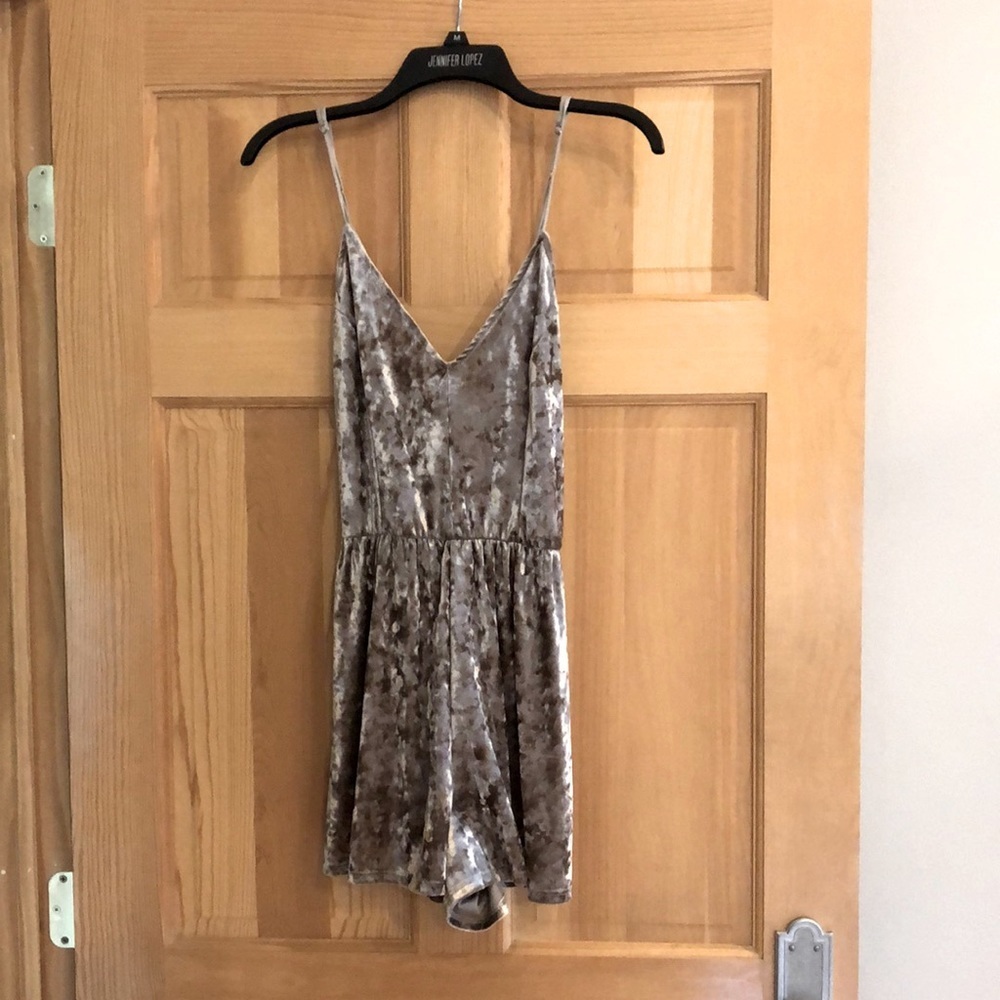 Adorable crushed velvet romper in Taupe/grey color